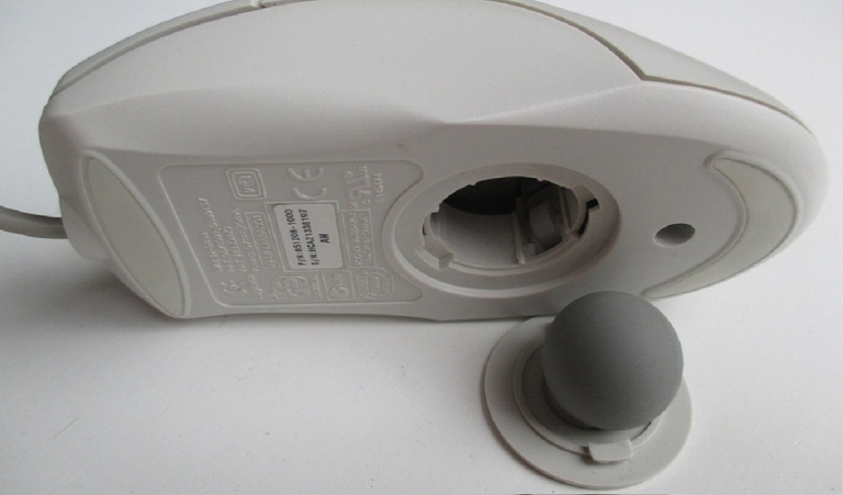 Clé Usb Cd-rom Disque Dur Interne Disquette Plus Ancien Top 5 des trucs informatiques qui ont quand même pas mal évolué